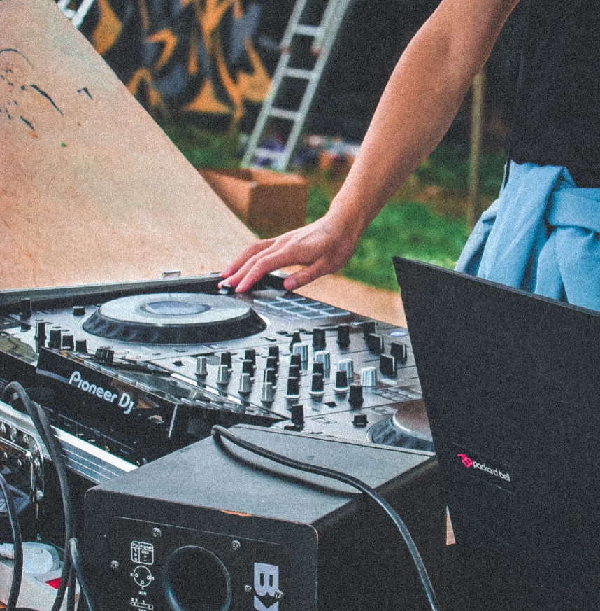 DJ Zone
